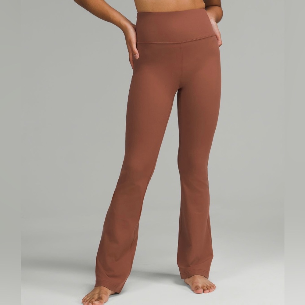 BRAND NEW - Groove Pant Flare Super High-Rise *Nulu
